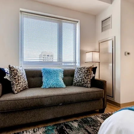 Global Luxury Downtown