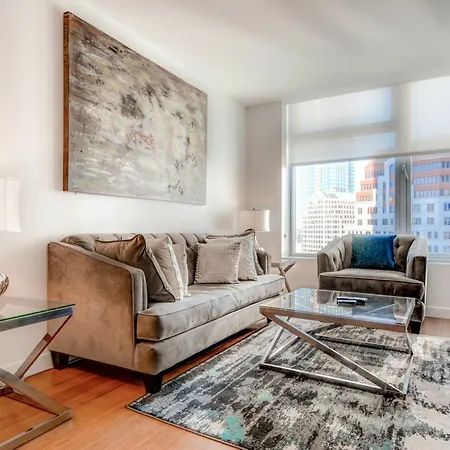 Global Luxury At The Financial District Boston