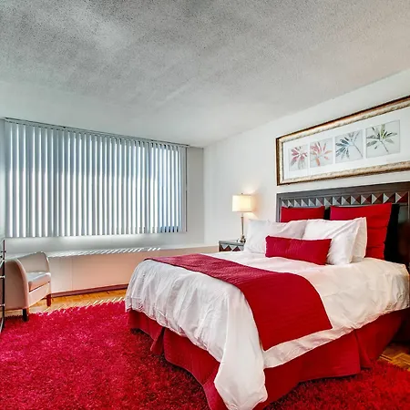 Global Luxury At The Commonwealth Apartment Boston