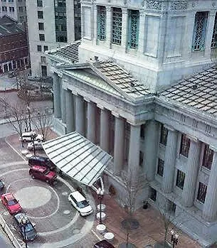 Hotel Marriott Vacation Club At Custom House,   3*