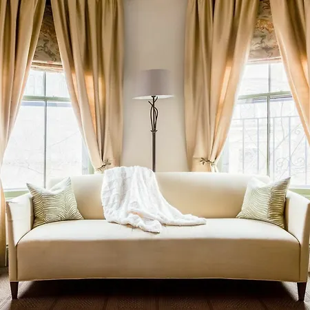 Bed & Breakfast Clarendon Square Boston