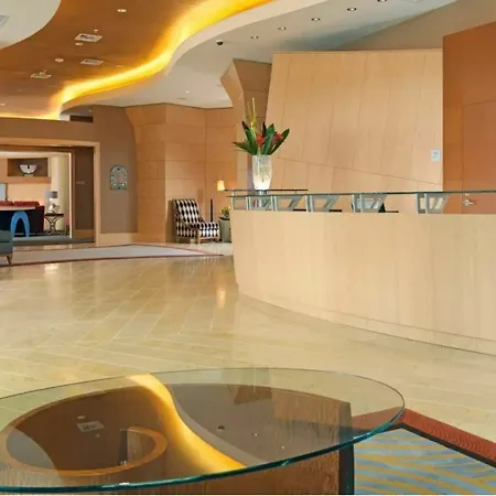 Global Luxury At West End * Boston