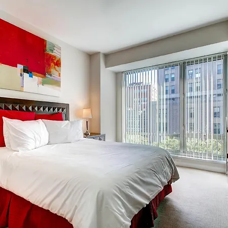Global Luxury At West End Boston