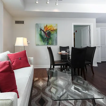 Global Luxury At West End Hotel