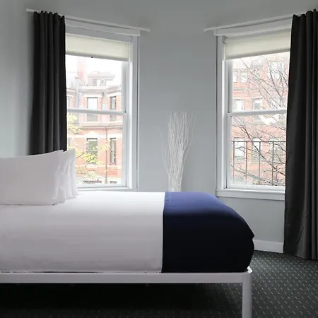 Stylish Newbury Street Studio, #4 Boston