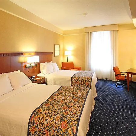 Courtyard Copley Square Hotel Boston