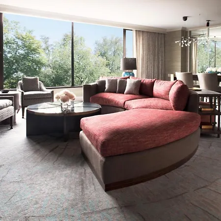 Four Seasons 5*