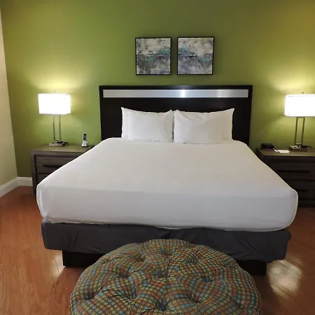 Buckminster 3* Boston