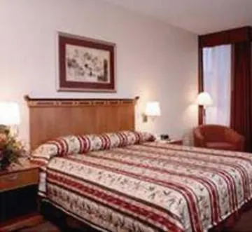Doubletree By Hilton Bayside Hotel