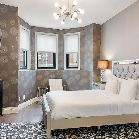 Apartment At 143 Arlington Street *
