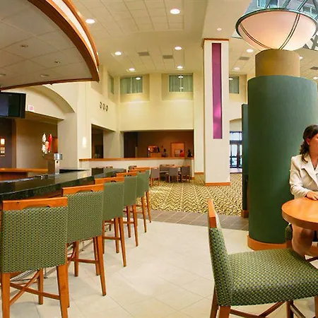 Embassy At Logan Airport 3*