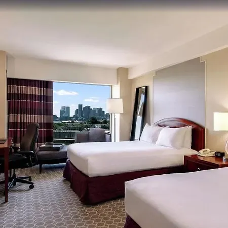 Hilton Logan Airport 4*