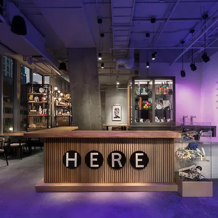 Moxy Downtown 3* Boston