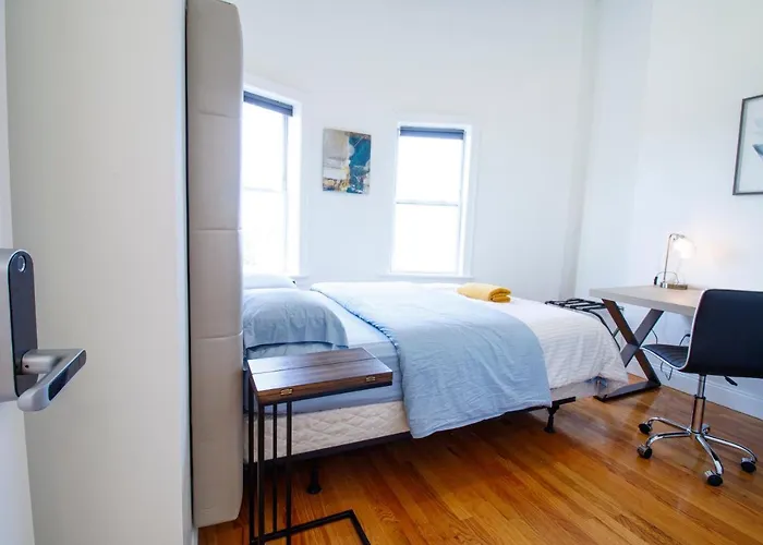 4Br 1,5Bh Comfy Newly Renovated Apt