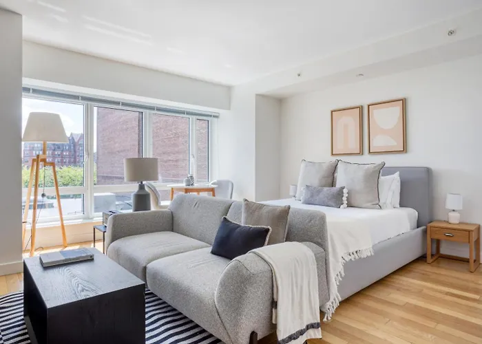 Back Bay Studio W Gym Nr Newbury St Bos-459
