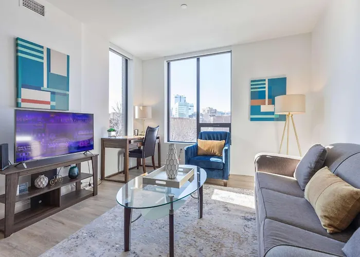 Luxury Apt With Kitchen And Gym