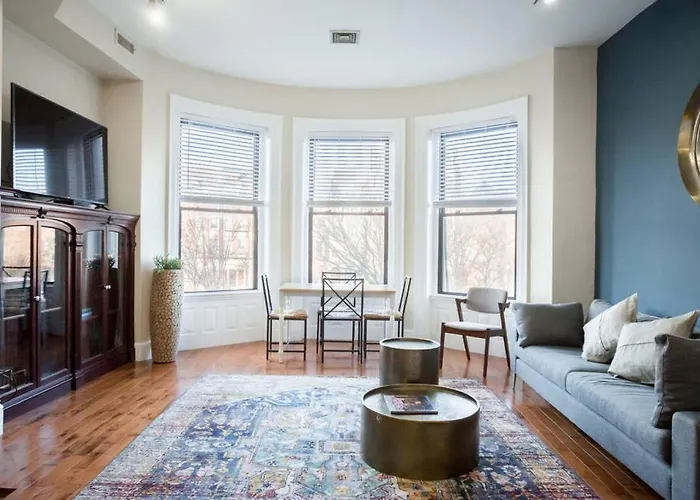 Classic Furnished 1Br In Fenway In Brownstone Bldg