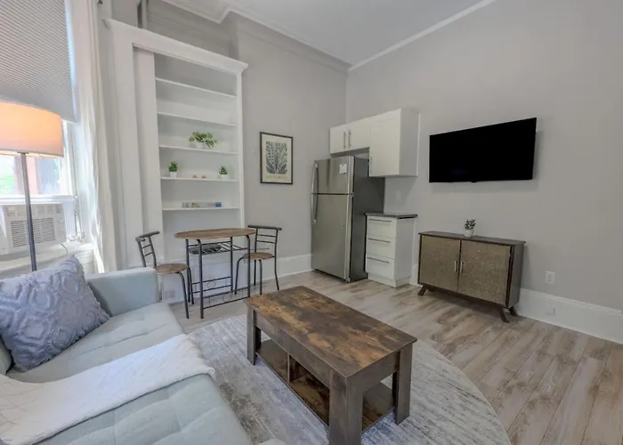 Bright Newbury Street 1 Bedroom