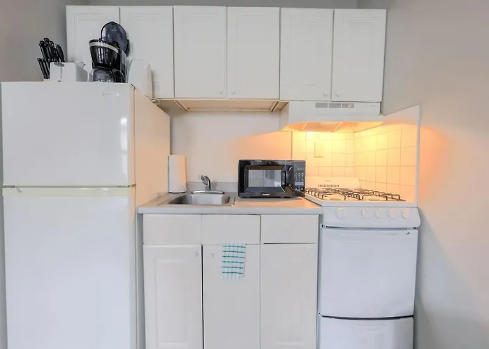 Harmonious South End Studio