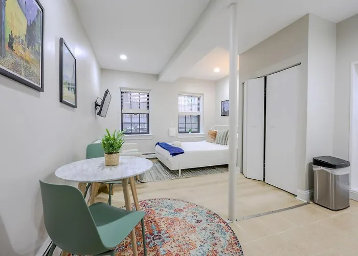 Wonderful South End Studio