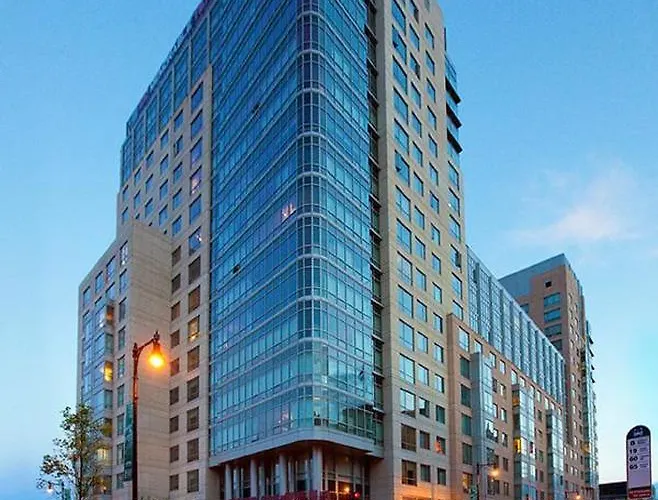 Global Luxury Suites Fenway