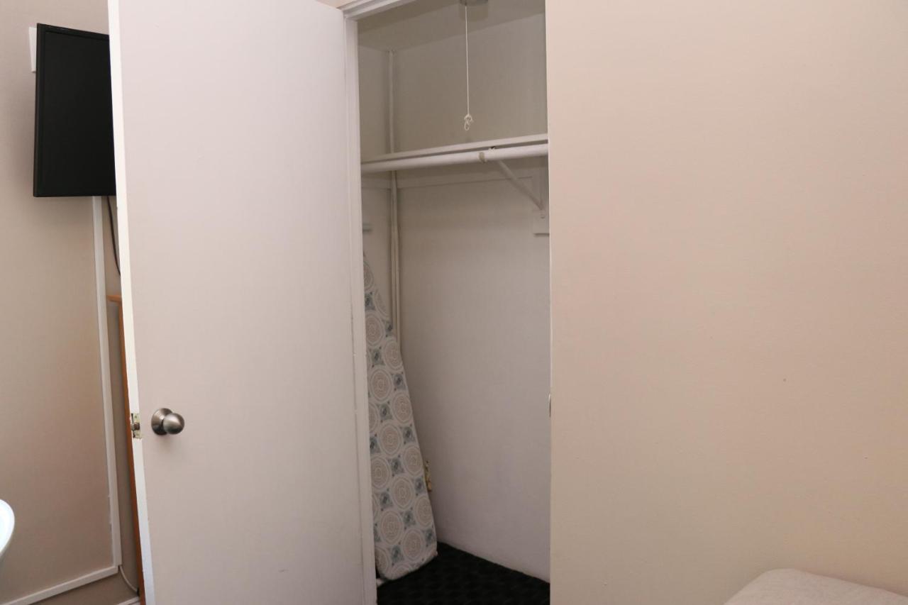 Charming In Brownstone, #44 Aparthotel