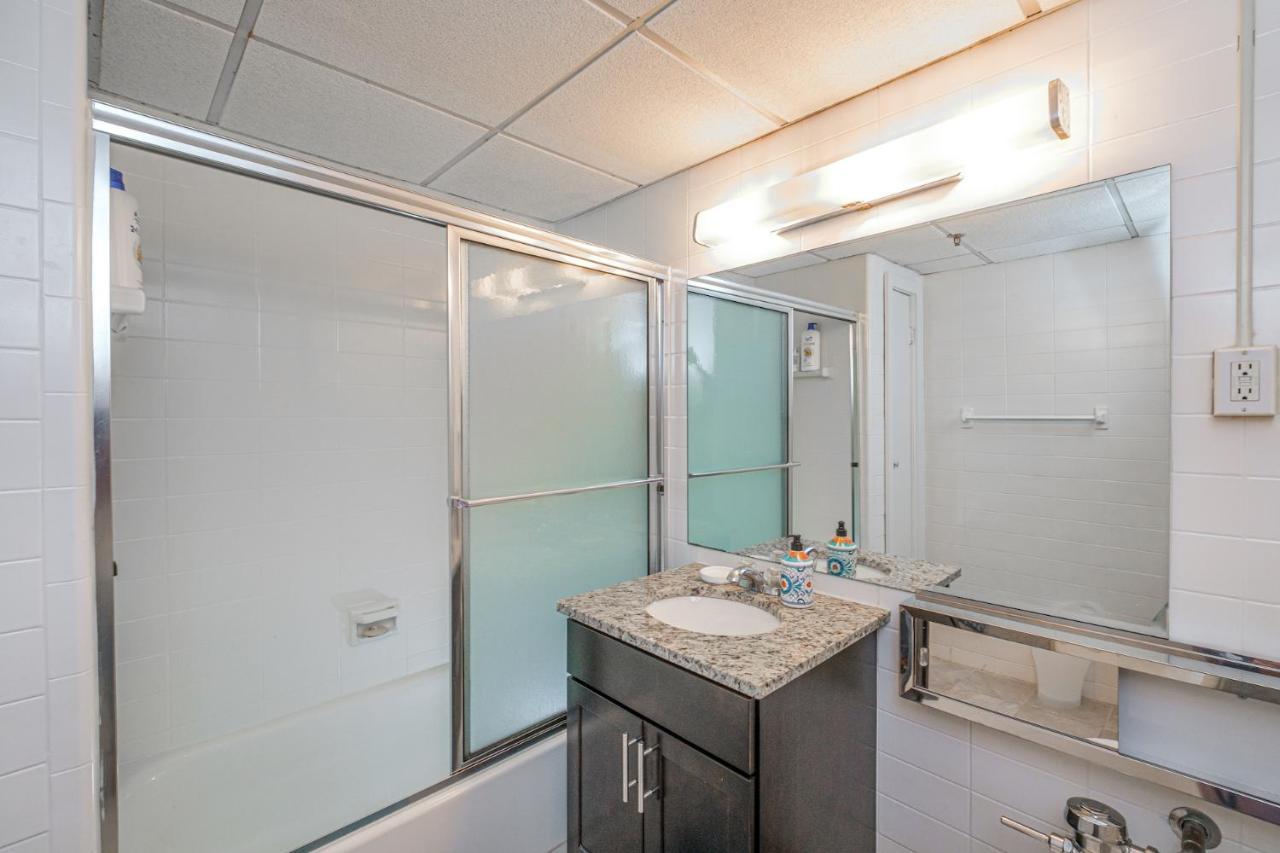 Furnished In Downtown Apartment *