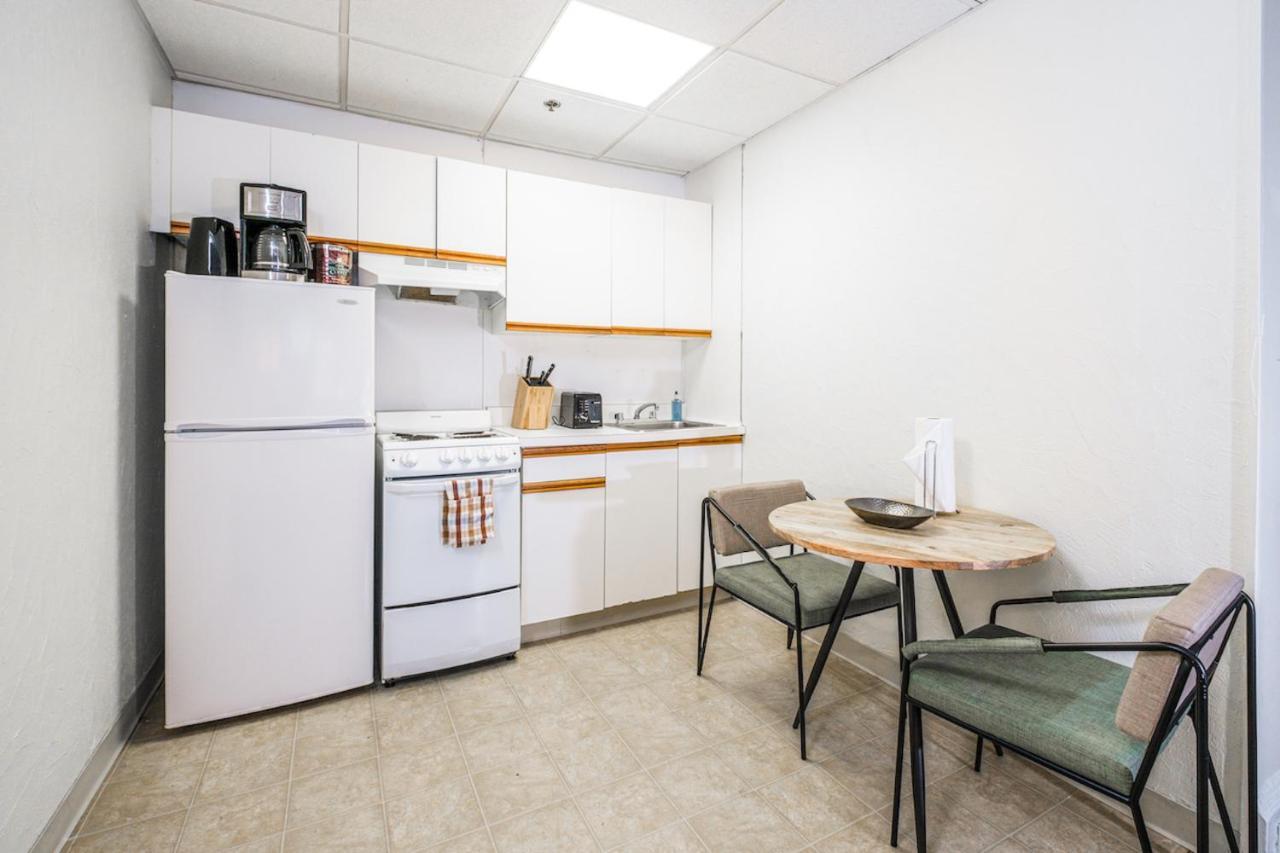 Furnished In Downtown Apartment