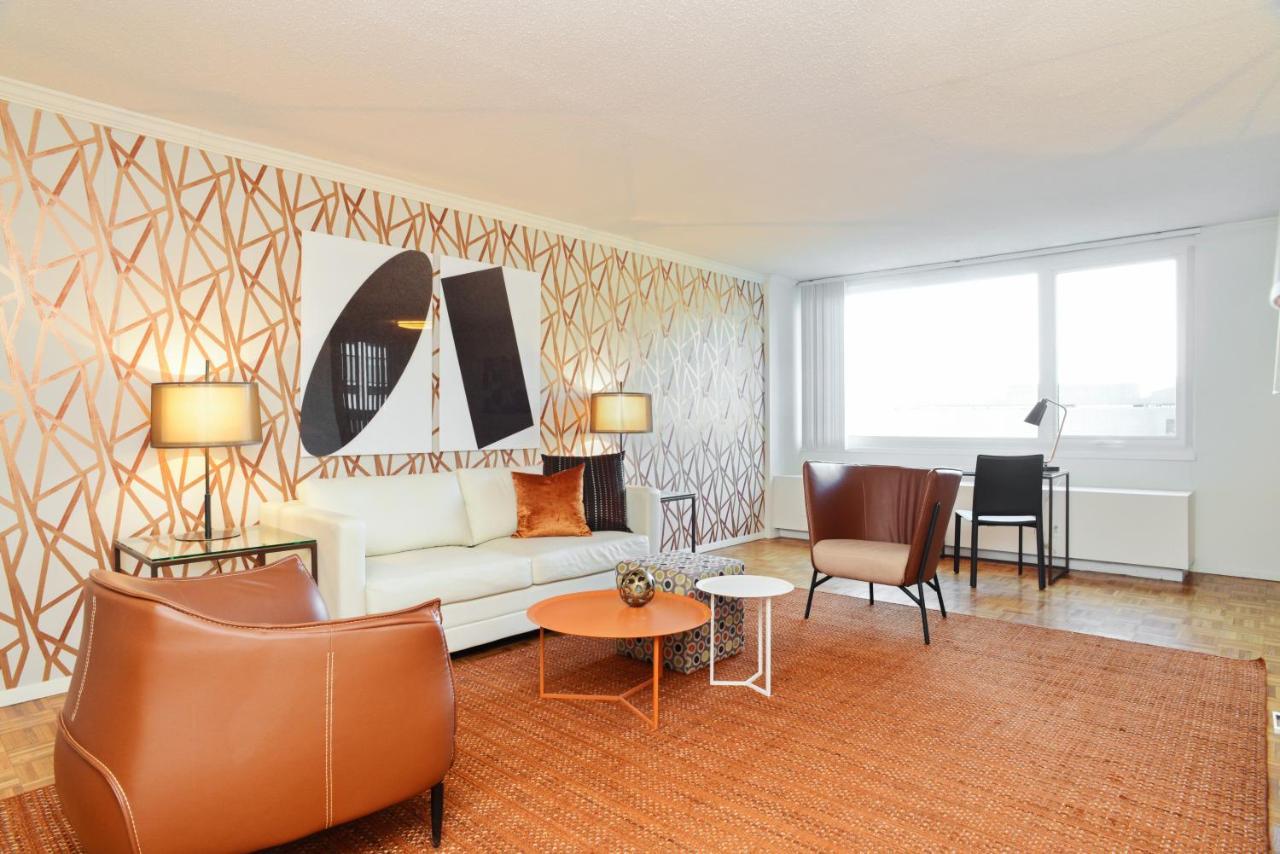 Furnished Quarters At Longfellow *