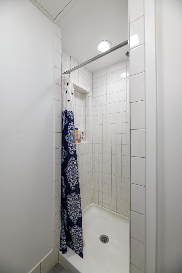 Small Fully Equipped Contemporary Near Mgh Appartement *