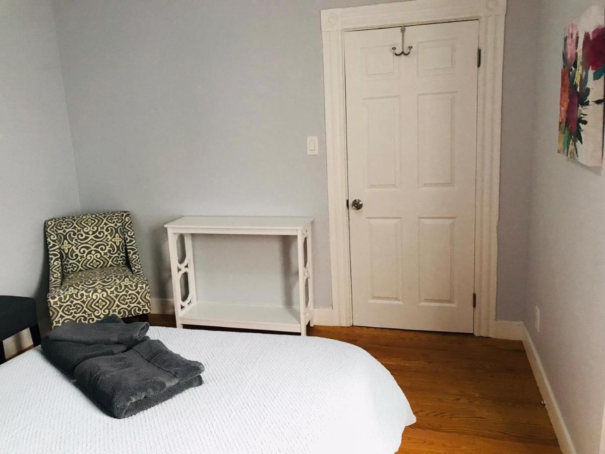 Apartment Renovated, 10 Min From The