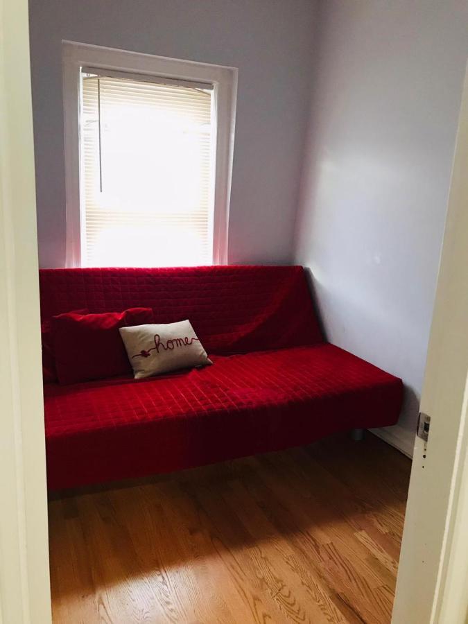 Apartment Renovated, 10 Min From The