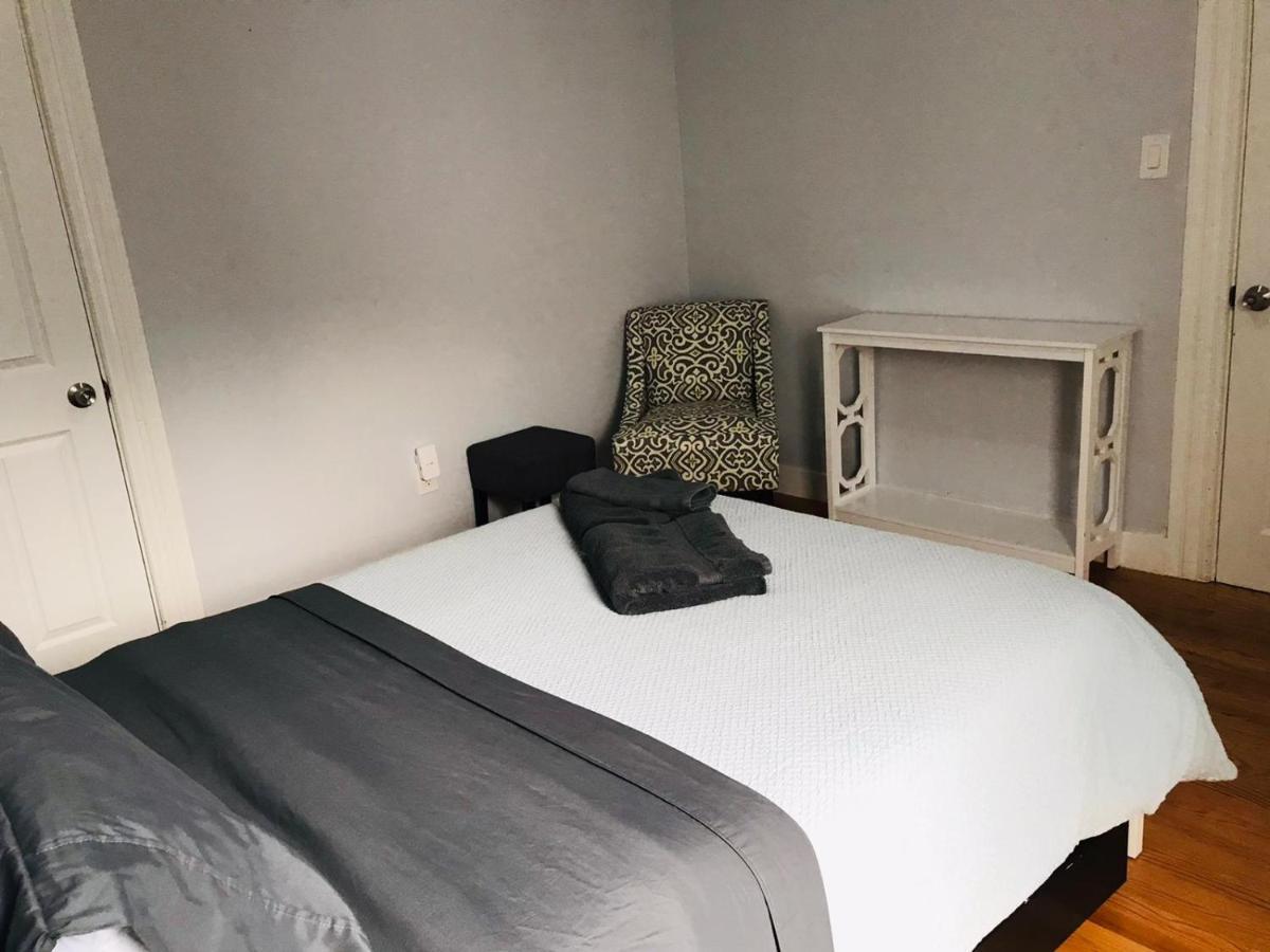 Renovated, 10 Min From The Boston