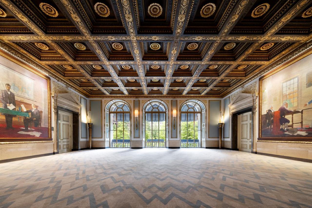 The Langham, Hotel 5*