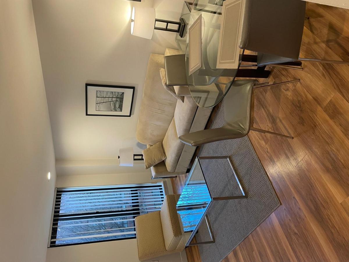 North East Downtown 30 Day Apartamento