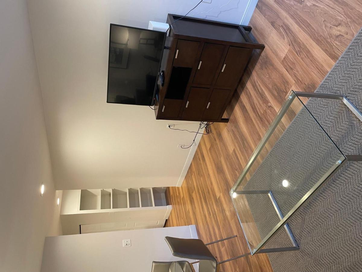 North East Downtown 30 Day Apartamento