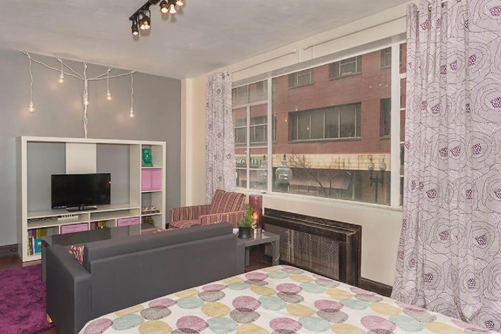 Downtown Apt, Lots Of Natural Light Apartment Boston