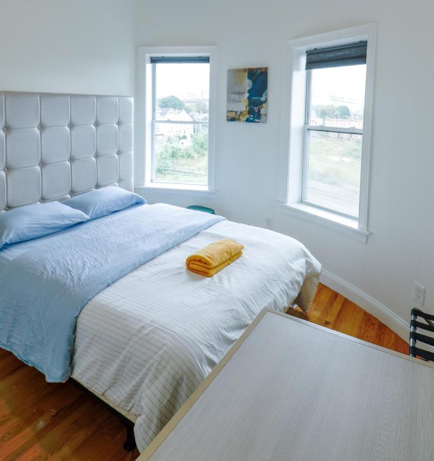 4br 1,5bh Comfy Newly Renovated Apartment *