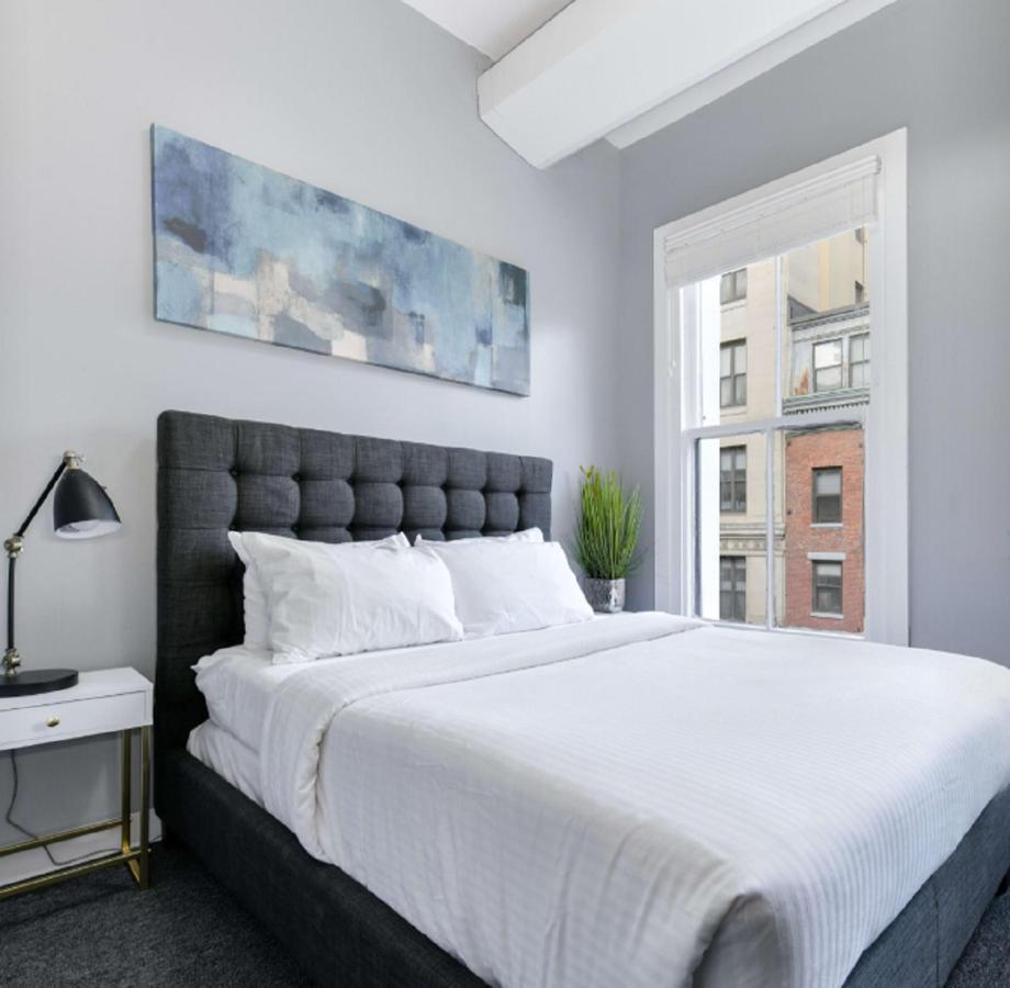 Temple Place 6th Floor * Boston