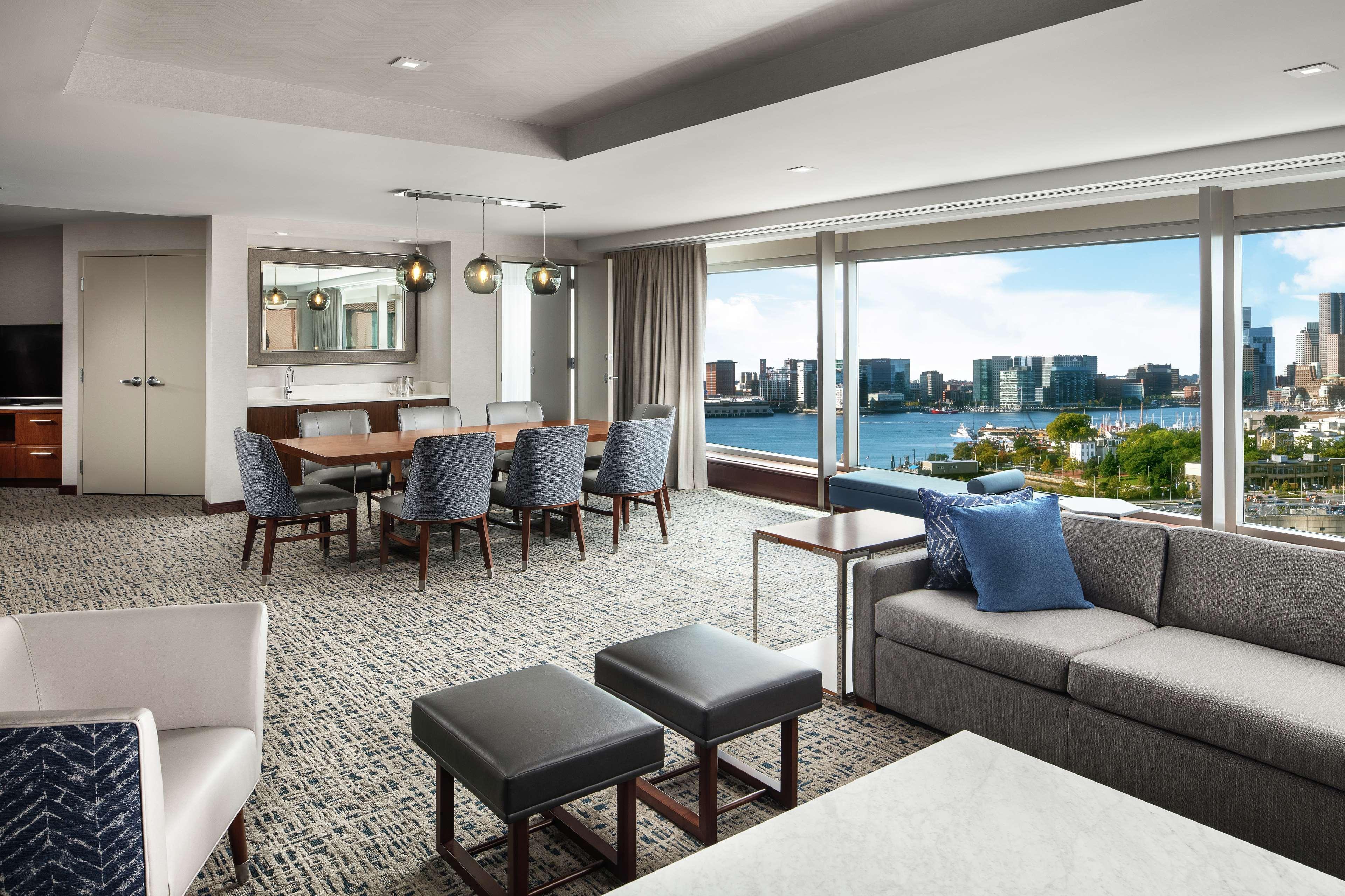 Hilton Logan Airport Boston