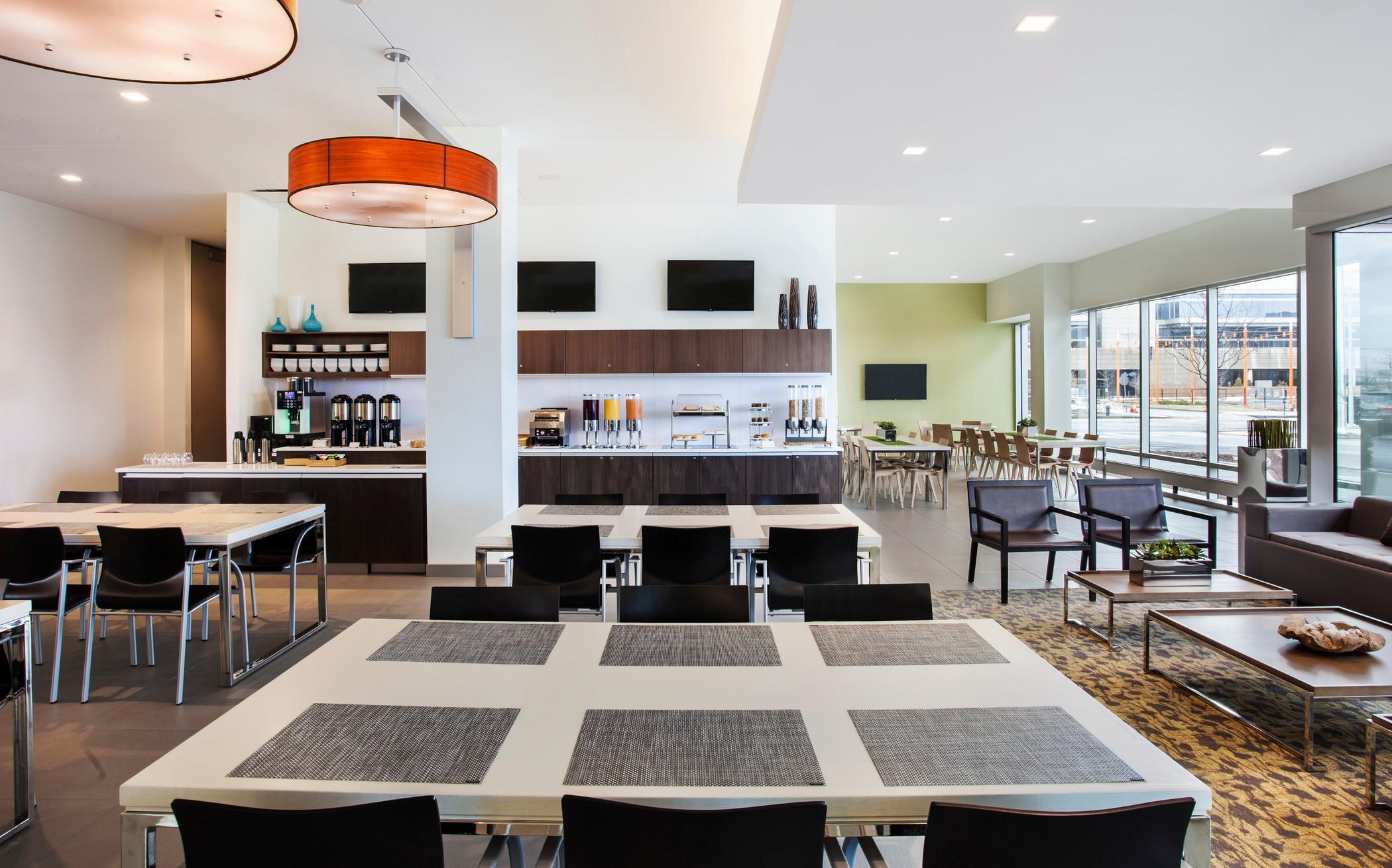 Hotel Element Seaport District