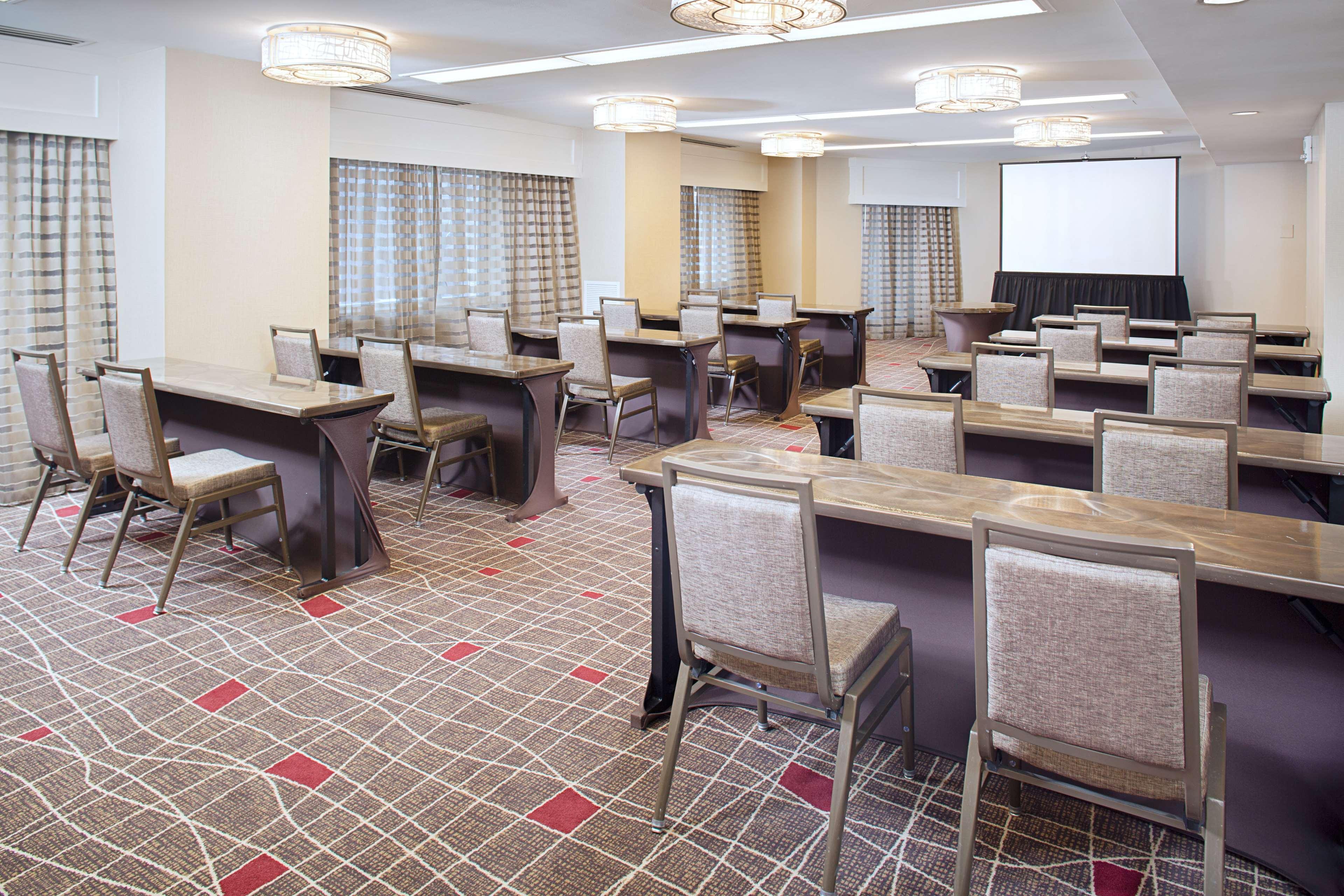 Hilton Back Bay Hotel 3*