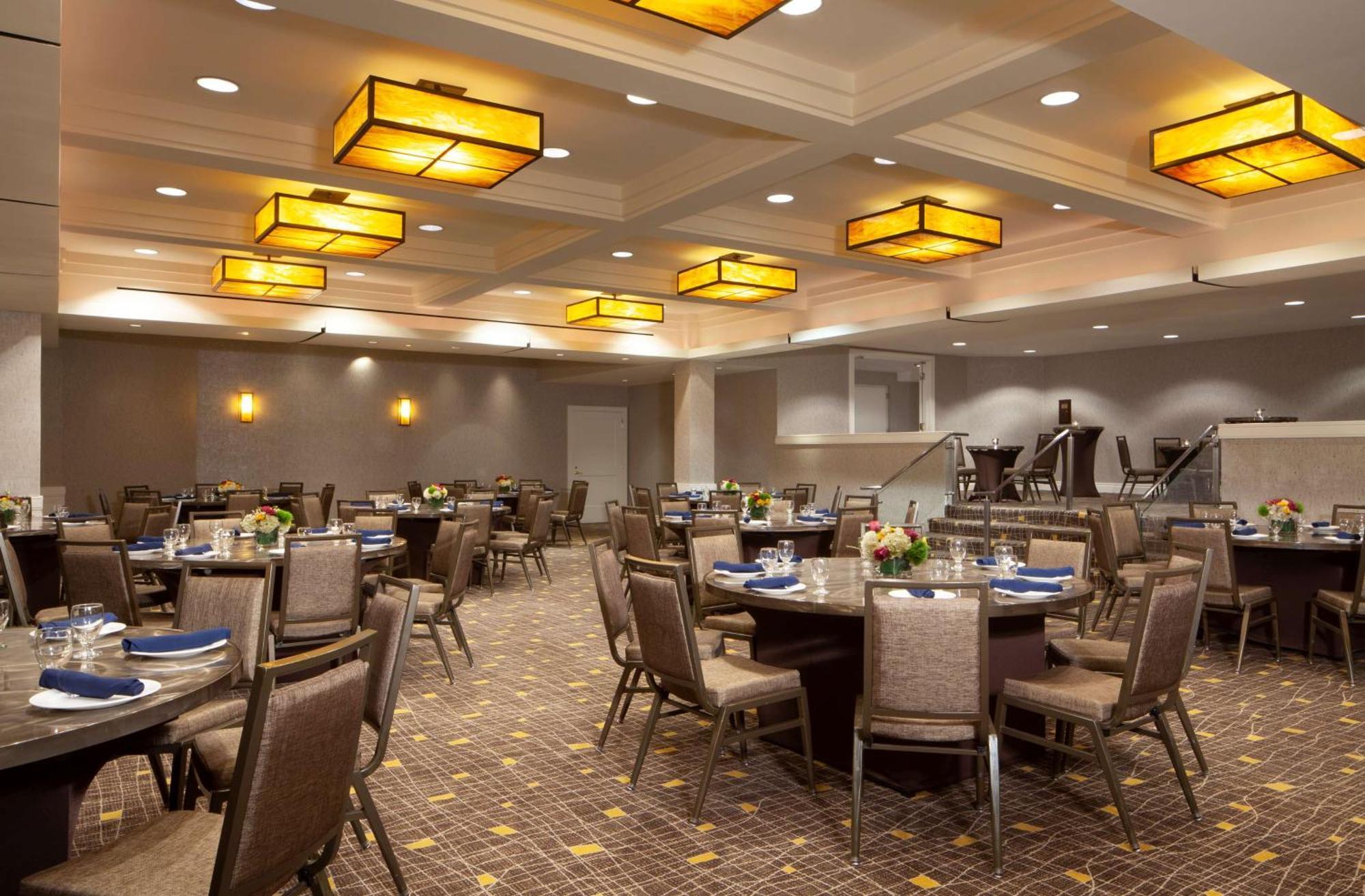 Hilton Back Bay Hotel 3*