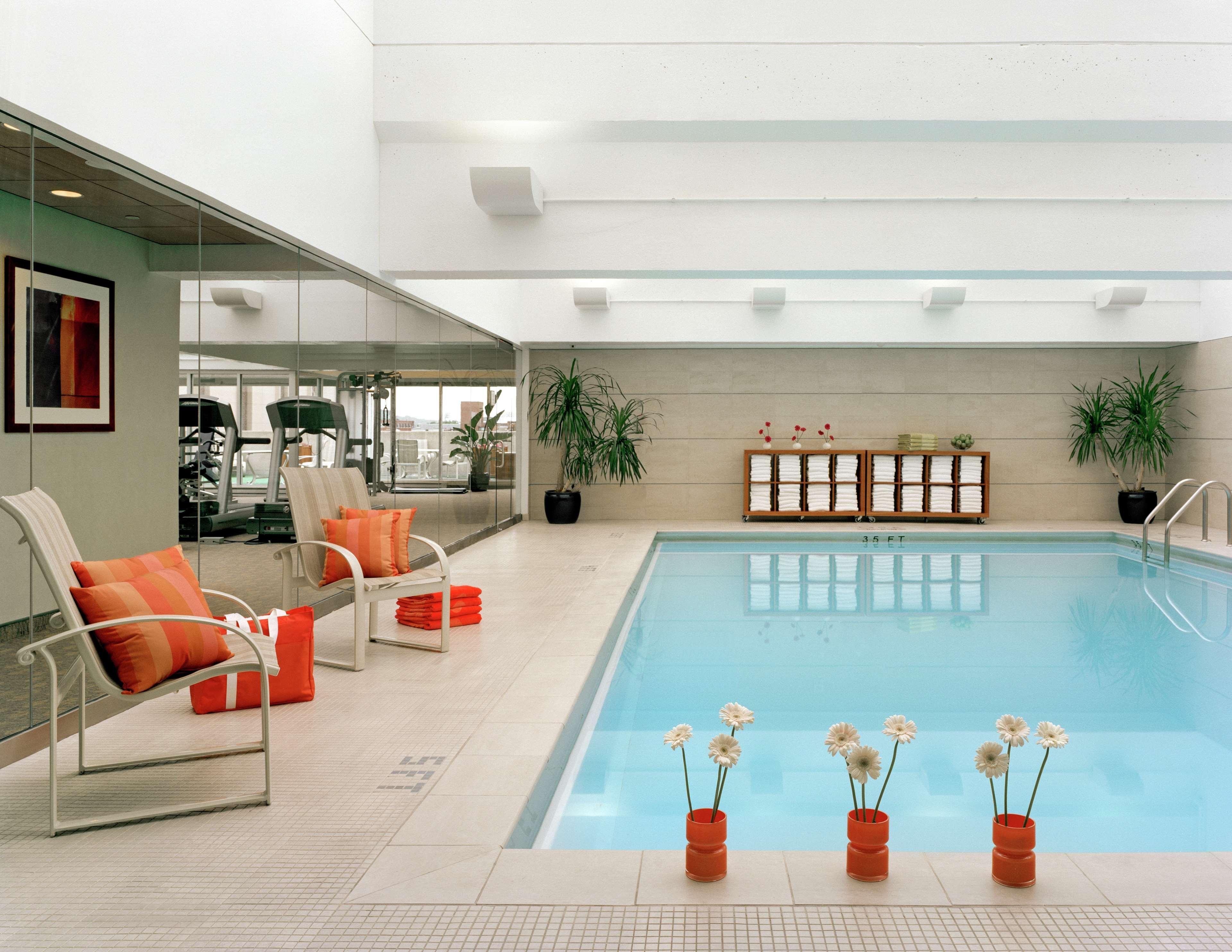 Hilton Back Bay Hotel