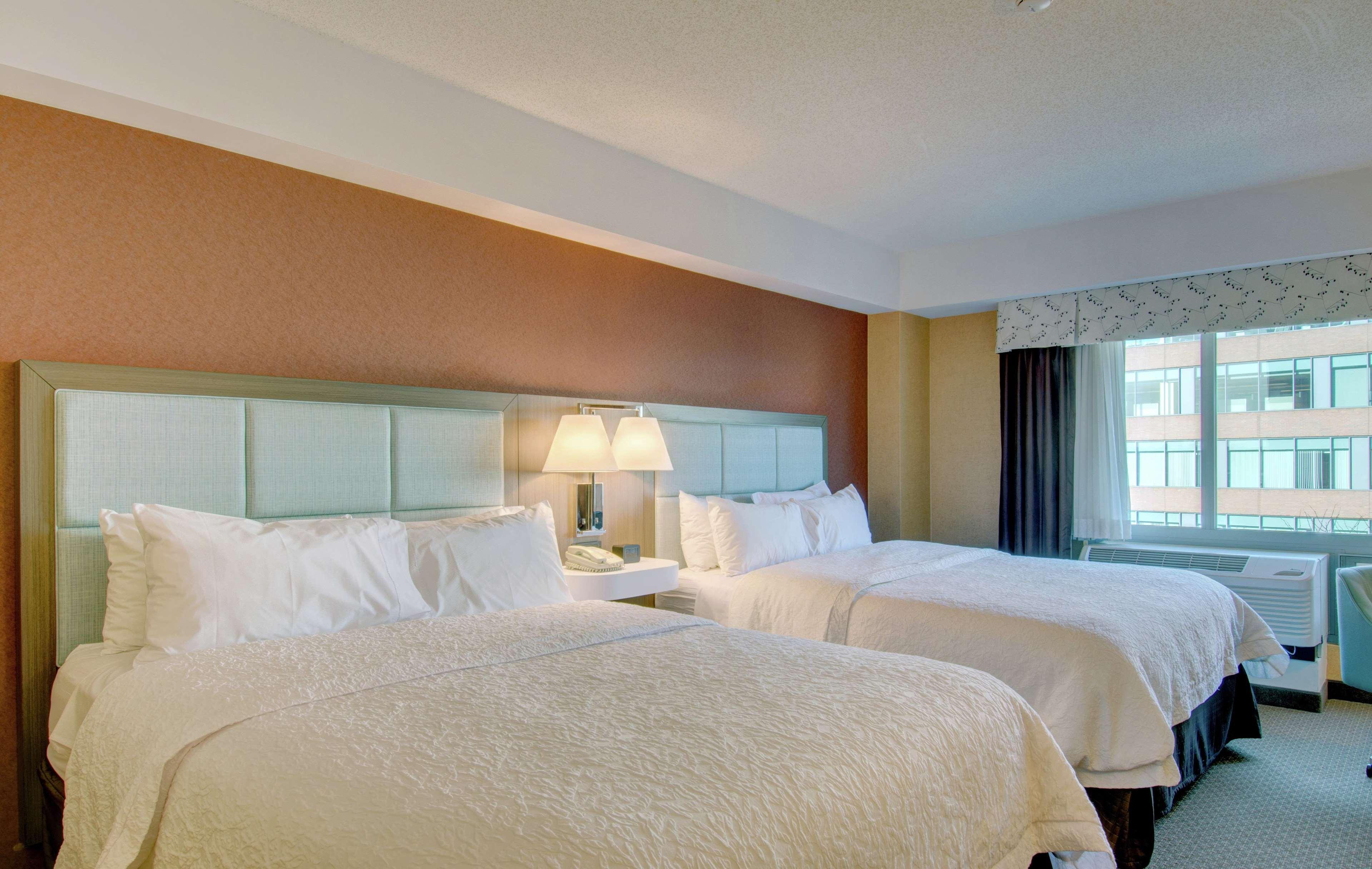 Hampton & Crosstown Center Hotel Boston