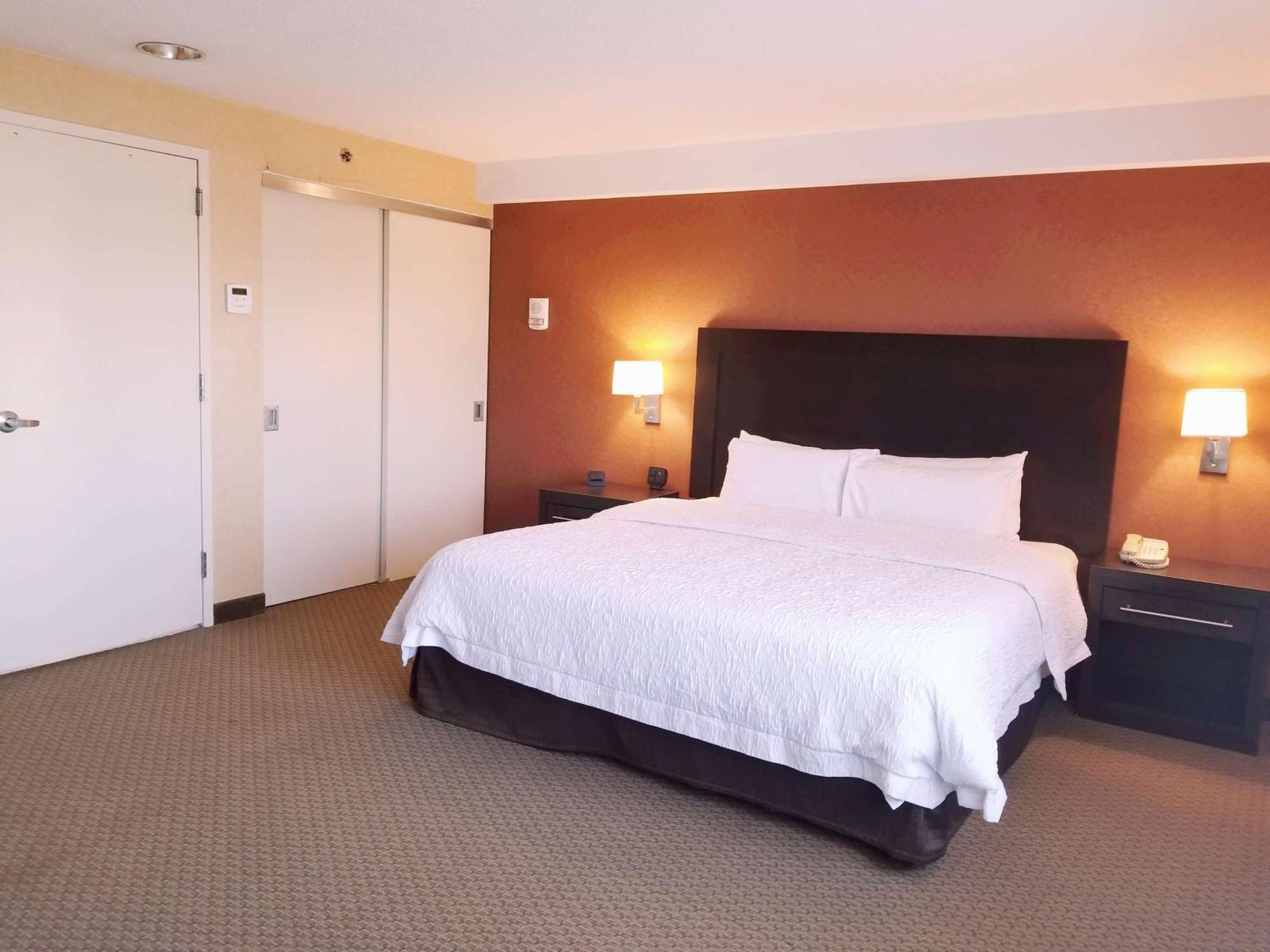 Hampton & Crosstown Center