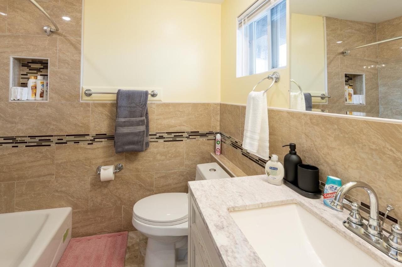 Apartment 90 - 4br Dorchester - Sleek Near Marina Bay