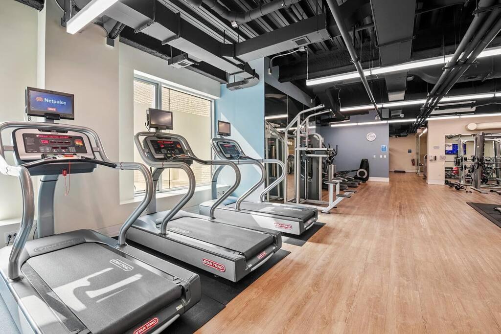 Sparkling 2br / 2ba In Back Bay Boston