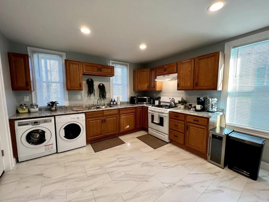 Appartement Jxn Services - Your Away From Home! *