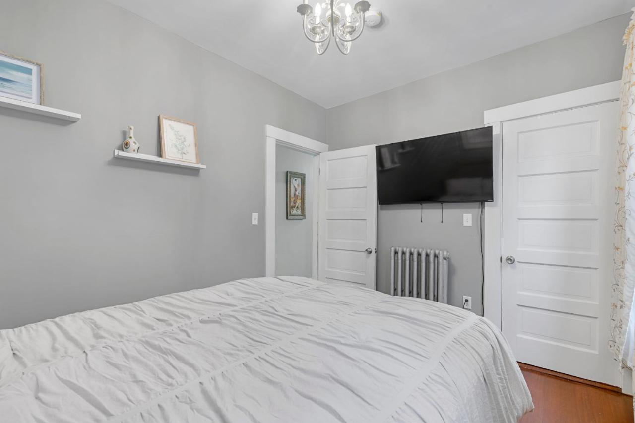 Appartement Bright & Spacious 2br Apartment, Mins From Downtown Boston, Parking